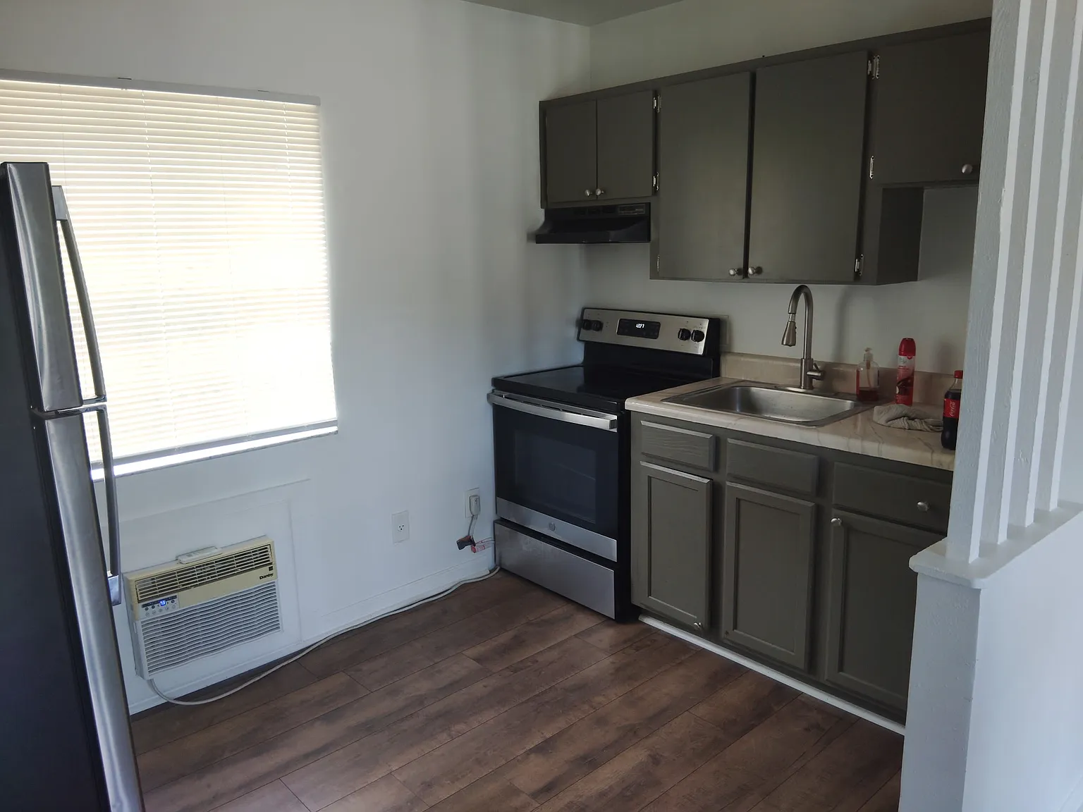 2122 Bradford st Apt 526 - Apt 526 — Photo 3