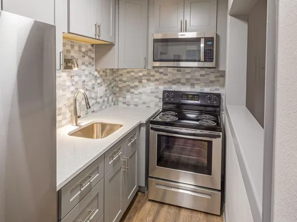 Windsong Apartments, 3535 S Clarkson St #203, Englewood, CO 80113
