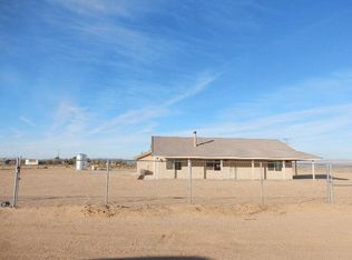 21884 Catskill Rd, Hinkley, CA 92347