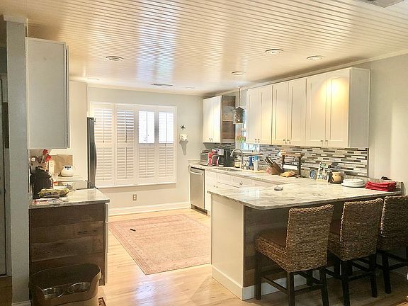 New custom kitchen
