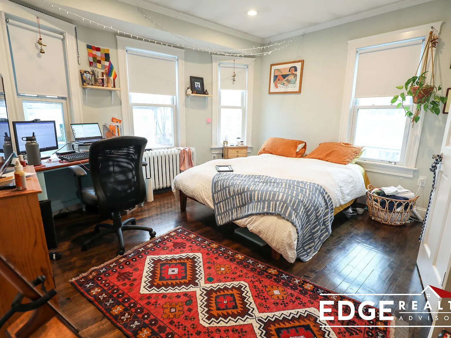 4 bed, 1.5 bath, $4,400 — Photo 4