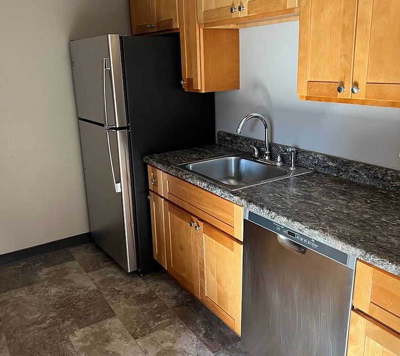 1st image of 160 Van Giesen St #111