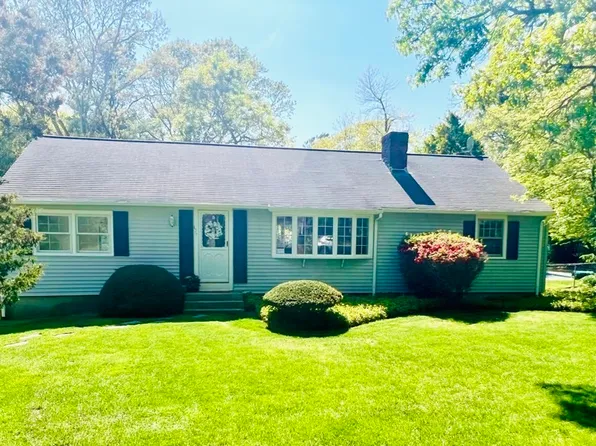 133 Bellavista Dr, Bourne, MA 02532