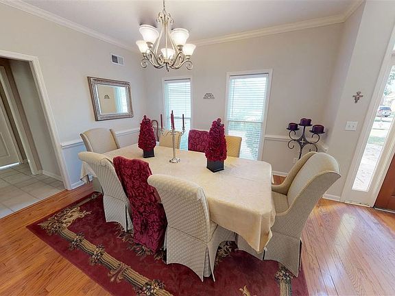 5th image of 1448 River Pine Dr