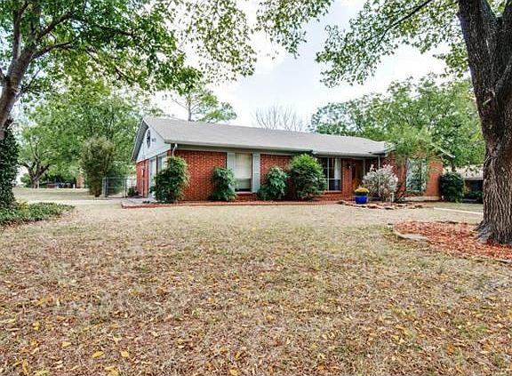 2nd image of 409 Dickey Dr
