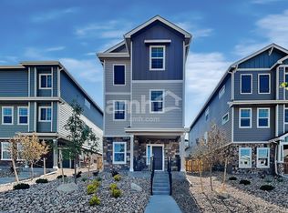 26151 E Calhoun Cir, Aurora, CO 80016