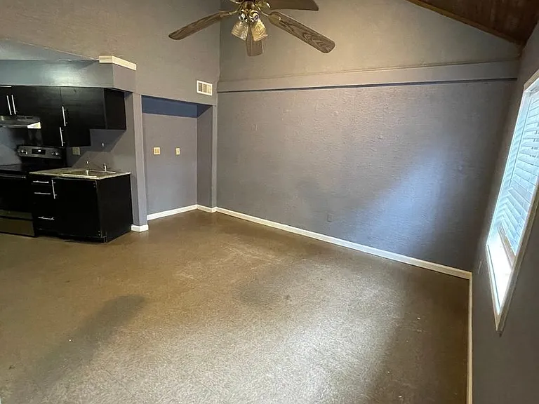 131 Marion Berry Pkwy — Photo 11