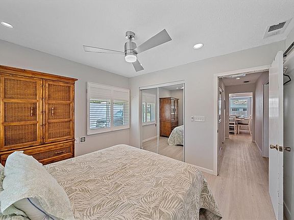 3rd image of 1488 Jupiter Rd
