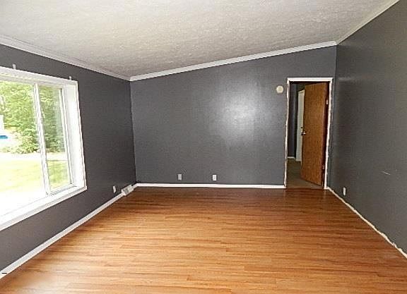 5th image of 310 Arbor Oak St