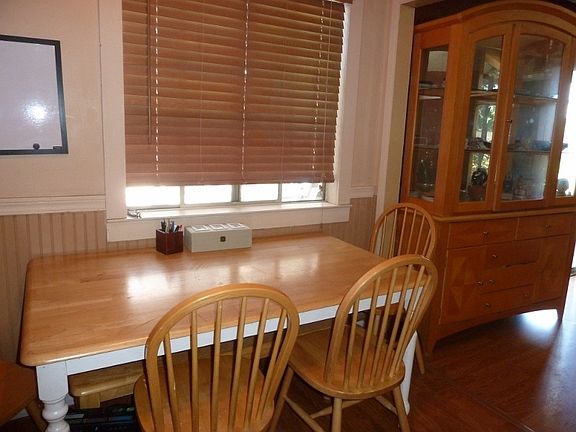 4th image of 211 Quail Ct