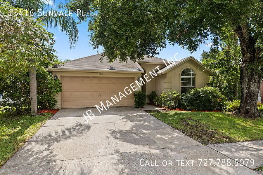 Available Now!! Gorgeous 3-Bed/2-Bath in Fawn Ridge — Photo 1