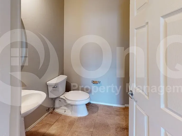 5940 N Umbra Ct — Photo 15