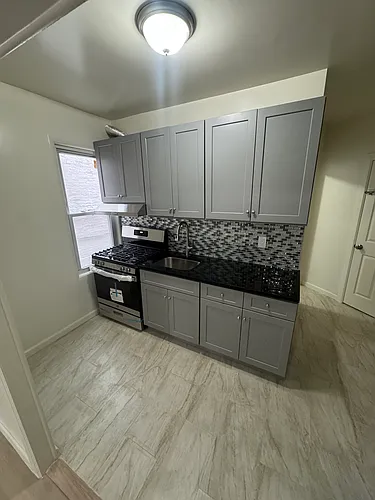 2222 Newbold Ave #1 Photo 1