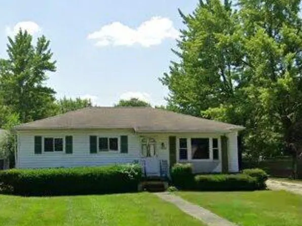 1285 W Oregon St, Lapeer, MI 48446
