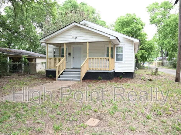 715 13th St N, Bessemer, AL 35020
