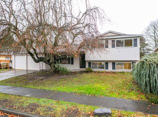 18135 NW Corinthian St, Portland, OR 97229