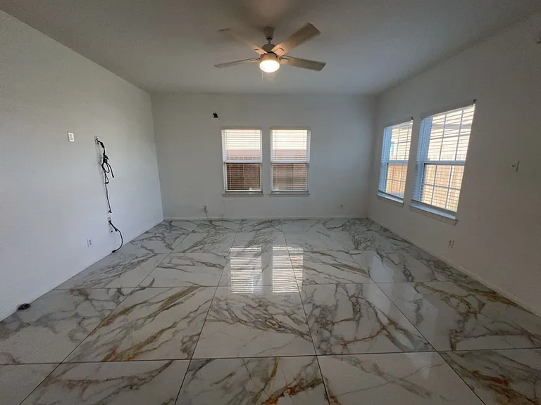3238 Elisa Springs Ln — Photo 5