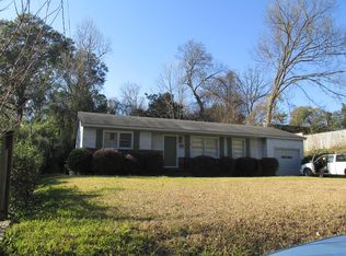 1833 Macarthur Dr, Vicksburg, MS 39180