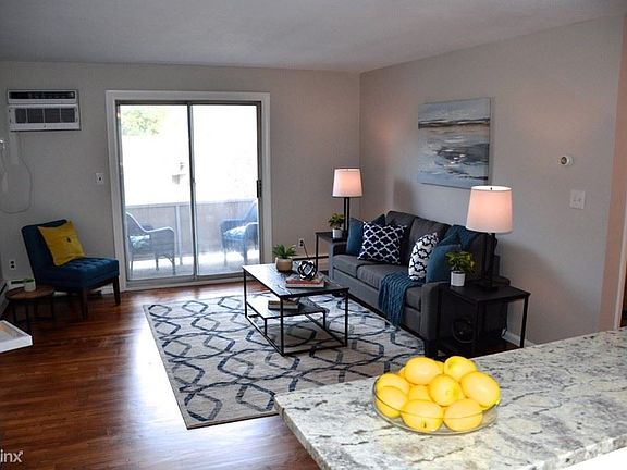 79 Lionel Ave. #E Waltham Unit Photo 2