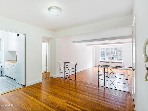 5th image of 170 E 77th St APT 9E