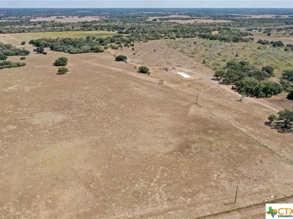 0 Us Highway 77 S, Hallettsville, TX 77964