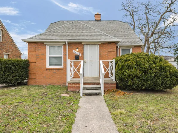 16013 Carlisle St, Detroit, MI 48205