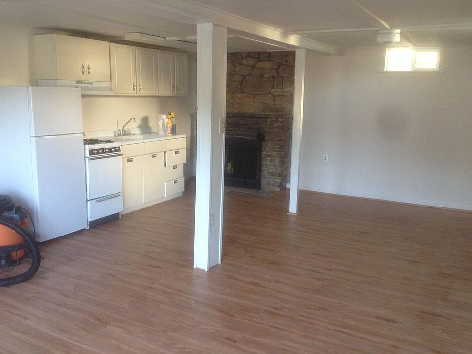 Open living/dining area & kitchen