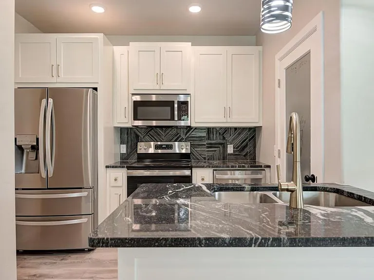 222 S University Blvd #1 — Photo 12