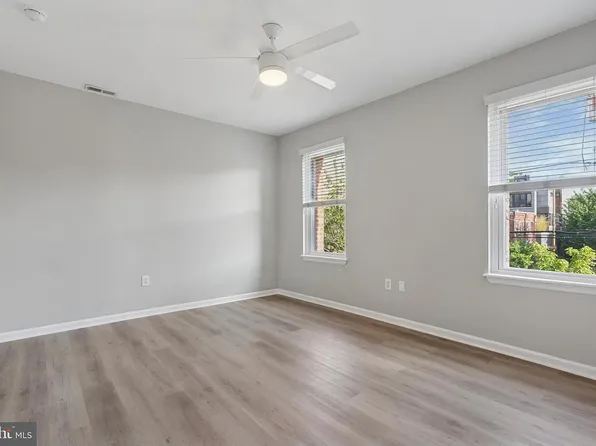 1619 Wharton St #B, Philadelphia, PA 19146