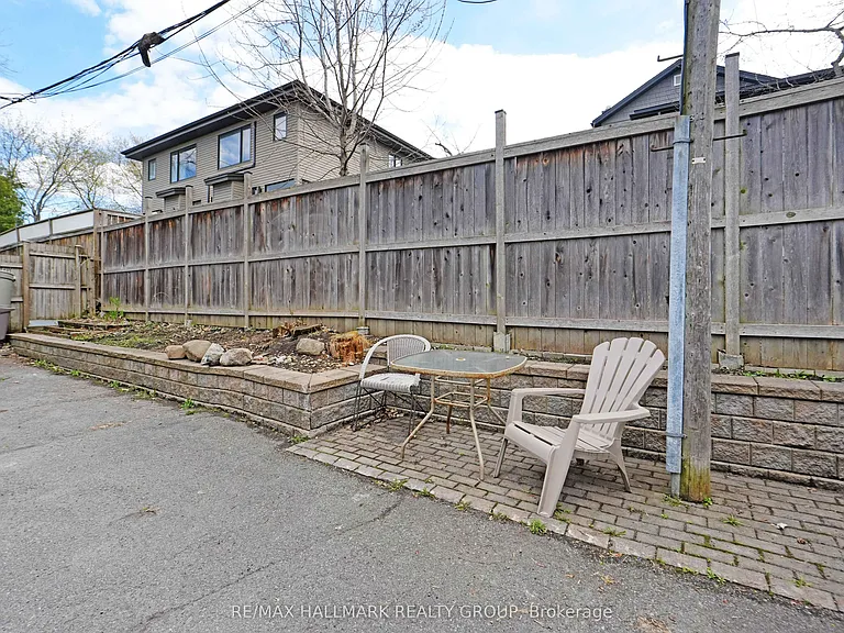 310 Byron Ave #3 — Photo 34