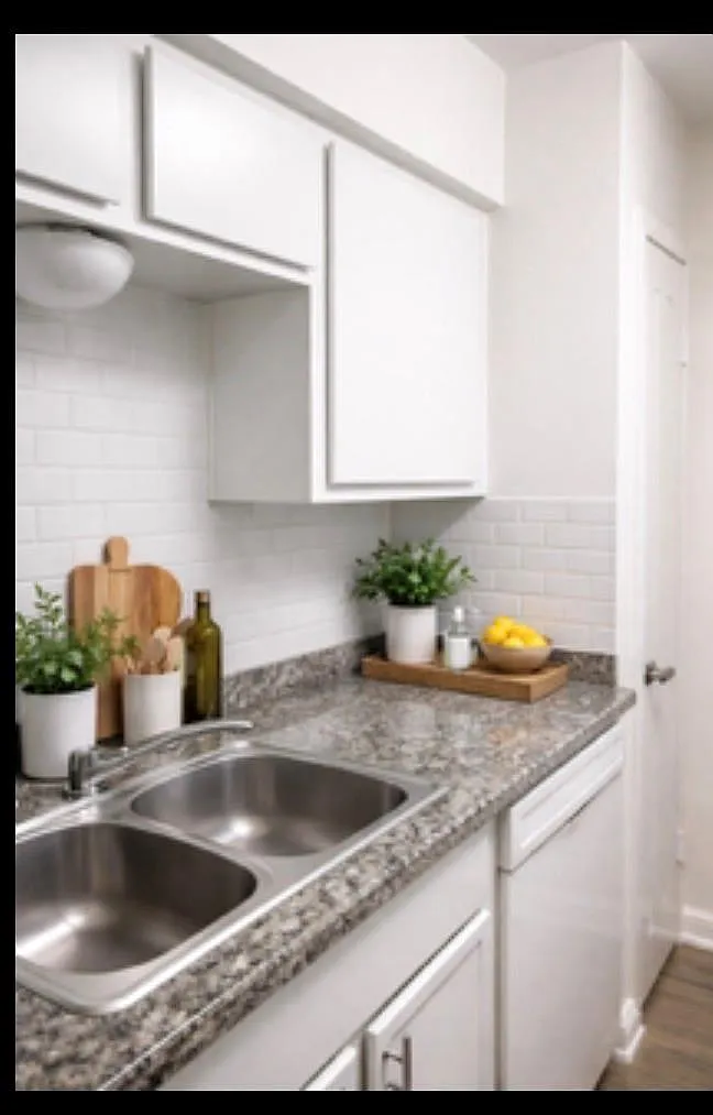 2 bed, 1.5 bath, 1133 sqft, $900 — Photo 2