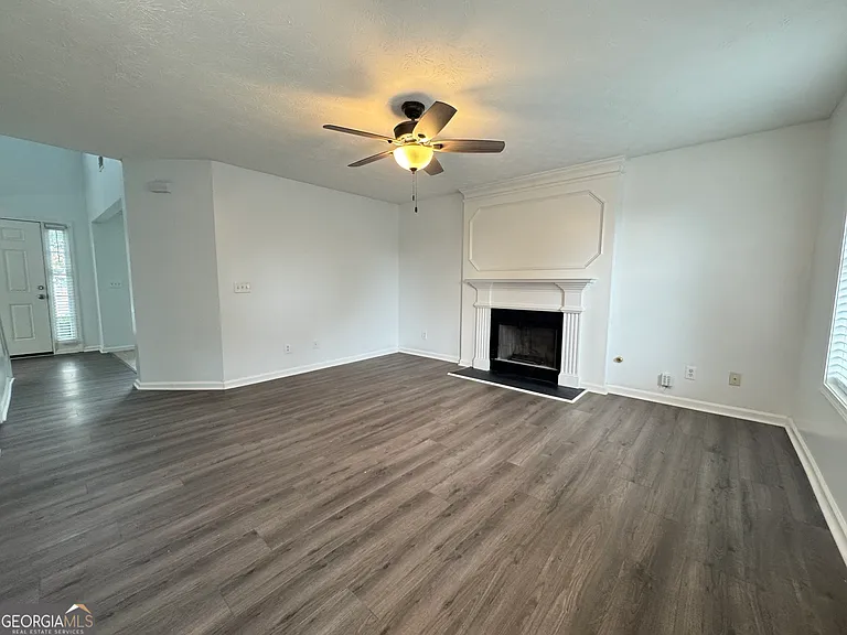2121 Silva Ct — Photo 7