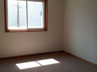 3739 53rd St APT 213, Moline, IL 61265
