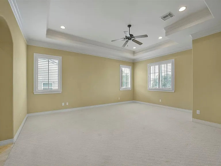 2307 Sheridan St — Photo 27