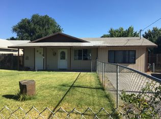 929 E Main St, Hermiston, OR 97838