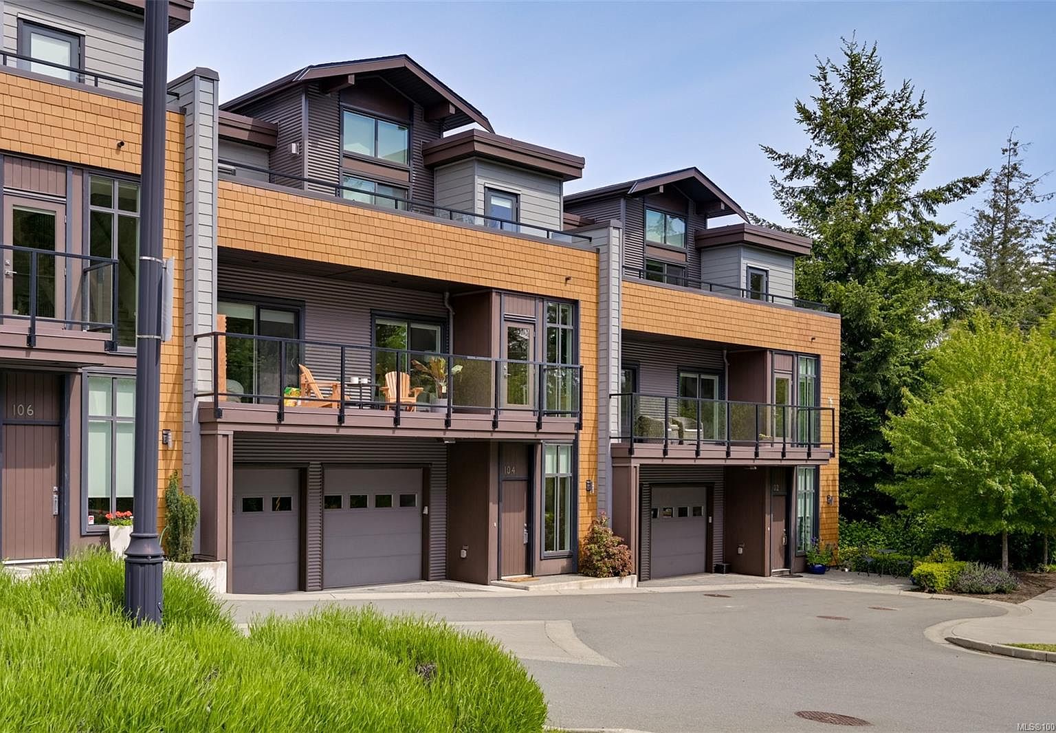 1454 Bear Mountain Pkwy #104