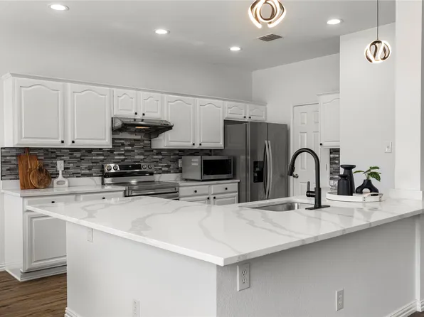 3148 Paradise Valley Dr, Plano, TX 75025