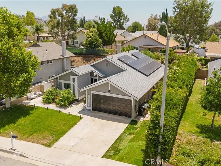 23128 Calvello Dr — Photo 24