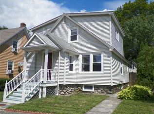 105 Arnold St, Methuen, MA 01844