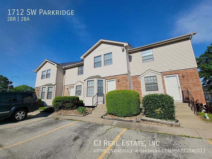 1st image of 1712 SW Parkridge Dr
