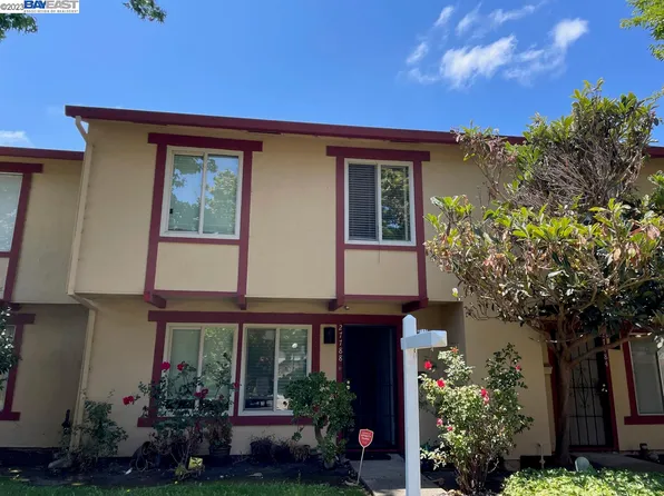 27788 Hummingbird Ct, Hayward, CA 94545