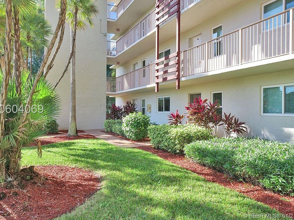 1st image of 2108 S Cypress Bend Dr APT 102