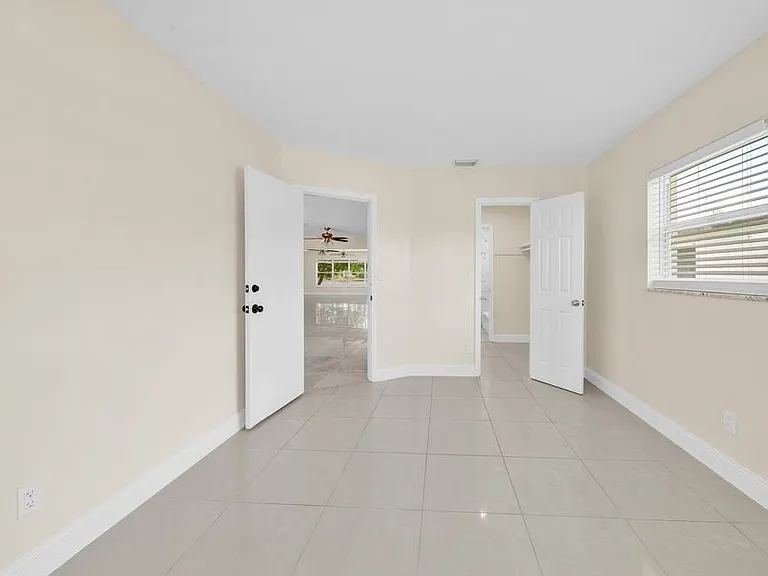 4921 NW 39th St #0 — Photo 16