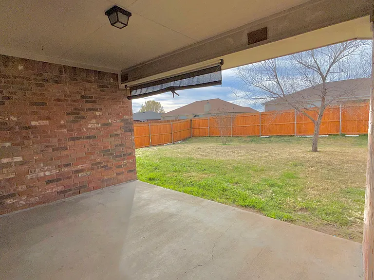 2107 Gail Dr — Photo 27