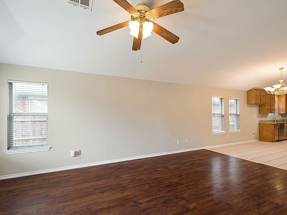3rd image of 6936 Red Bluff Dr