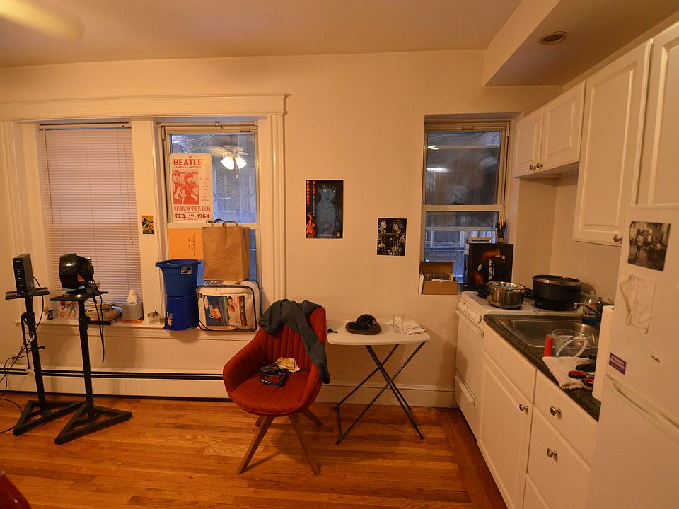 2nd image of 45 Symphony Rd APT 102