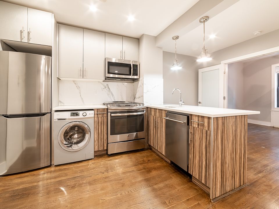 1st image of 15 Crooke Ave APT 6H