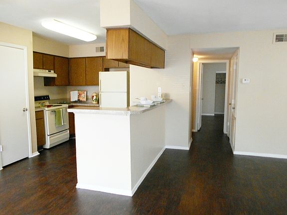 2nd image of 5346 Tallowwood Ter APT C