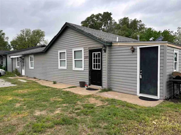 1208 1208/1210 E Allen, Tonkawa, OK 74653