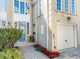 28 Hartnell Sq, Brampton, ON L6S5W9